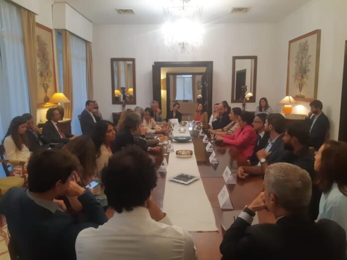 Incontro in Ambasciata con i funzionari italiani della Nazioni Unite basate a Dakar